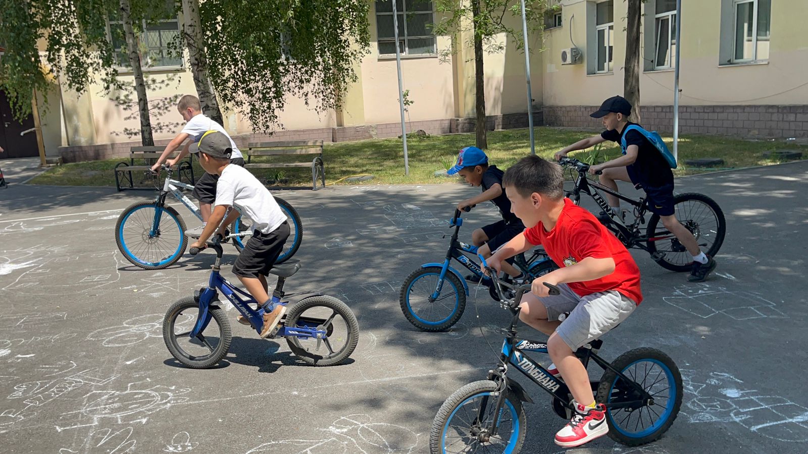 12.06.2023 жылы «Балдырған» жазғы демалыс лагері оқушыларымен бірге «Велосипедшілер» күні аталып өтілді.